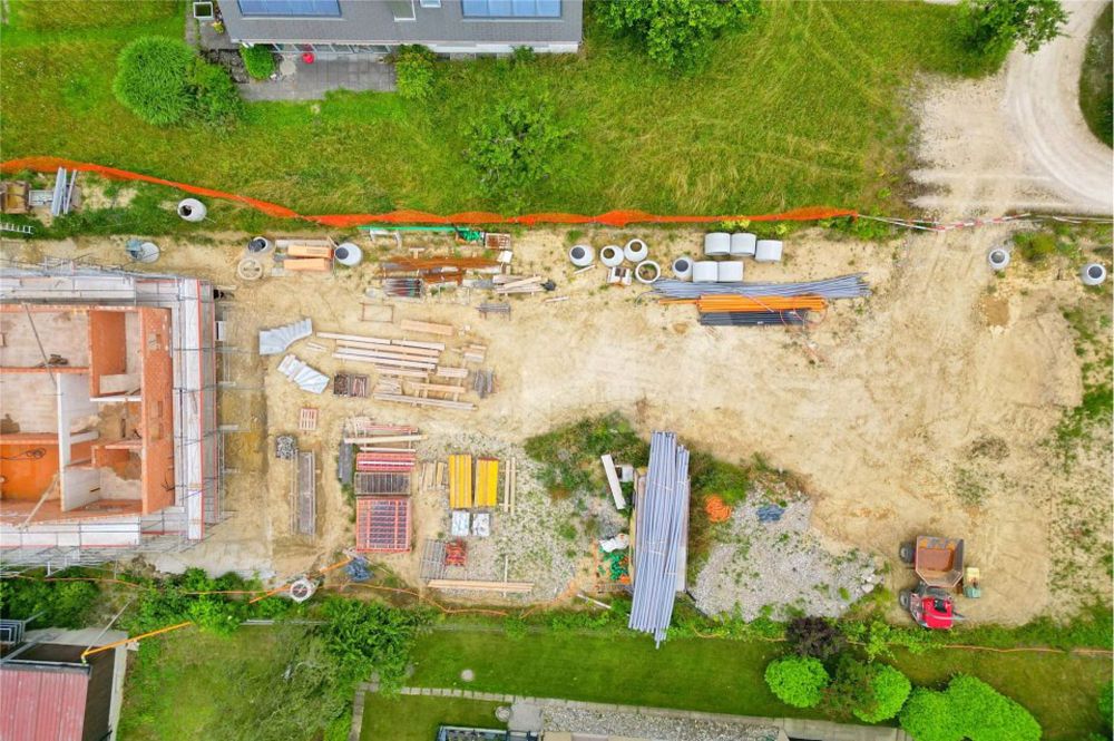Zwei hochwertige Neubau-EFH mit 5½ Zimmern - überzeugendes Wohnkonzept zum attraktiven Preis - Bild 8