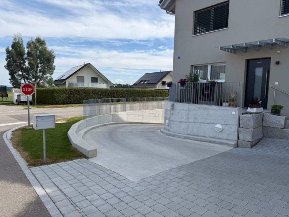 Einstellhallenplatz in Altishausen/TG zu verkaufen - Bild 1