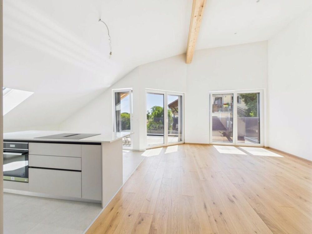 Wohnung 4.5 Zimmer in Concise - Bild 3