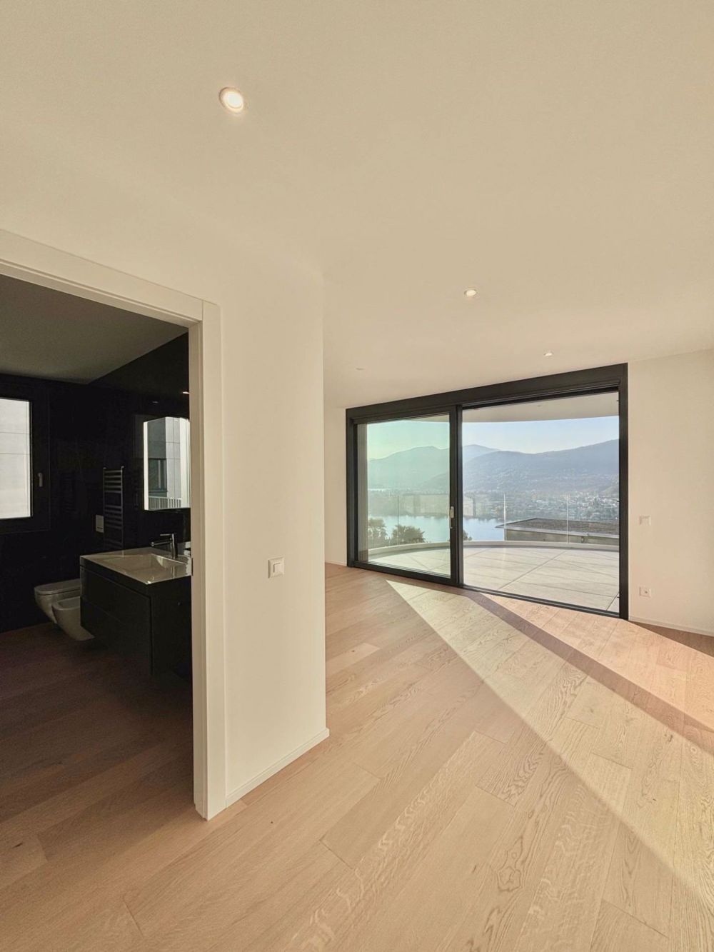 Elegante Appartamento di 3.5 Locali a Collina d'Oro - Bild 6