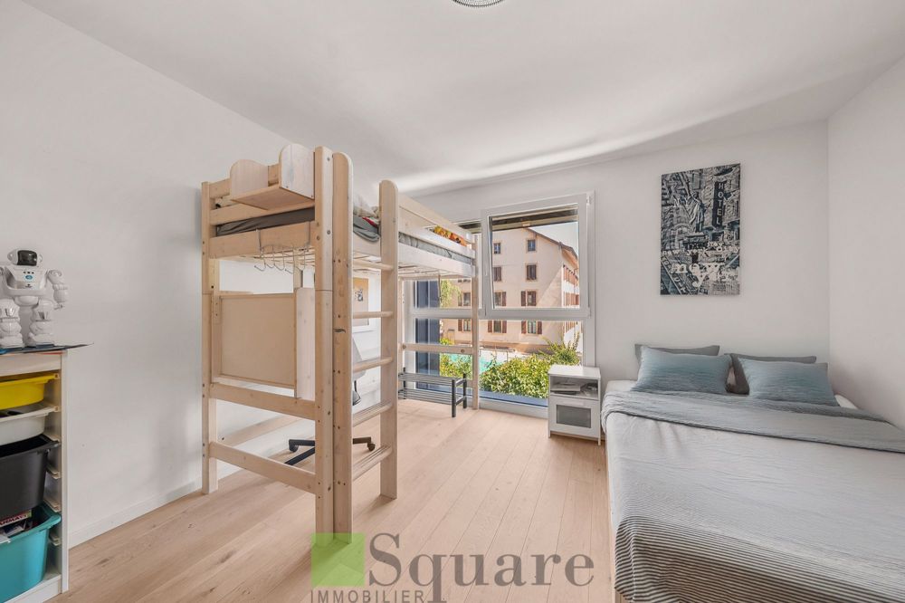 Wohnung mit 4,5 Zimmern und herrlicher Aussicht auf das Schloss - Bild 5