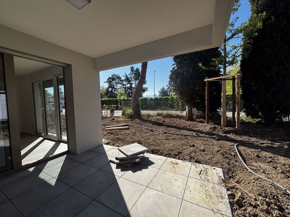 Thônex : Appartement de 4 pièces avec jardin - Bild 2