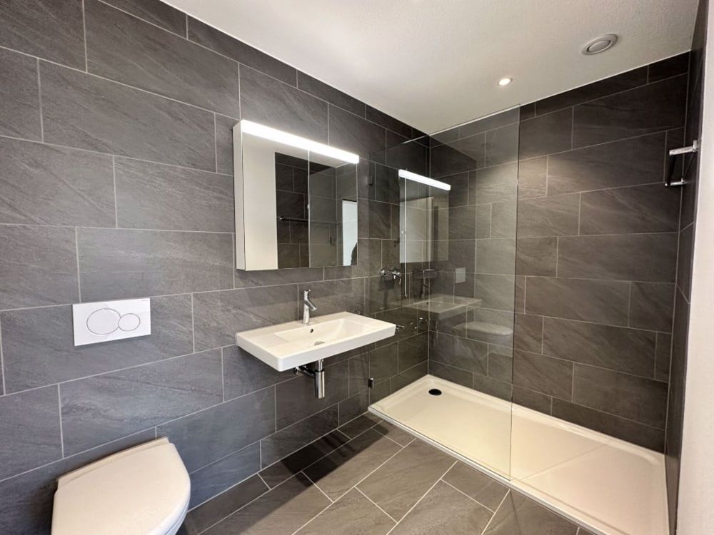*** reserviert *** - Dusche/WC Attika Whg. 2.18
