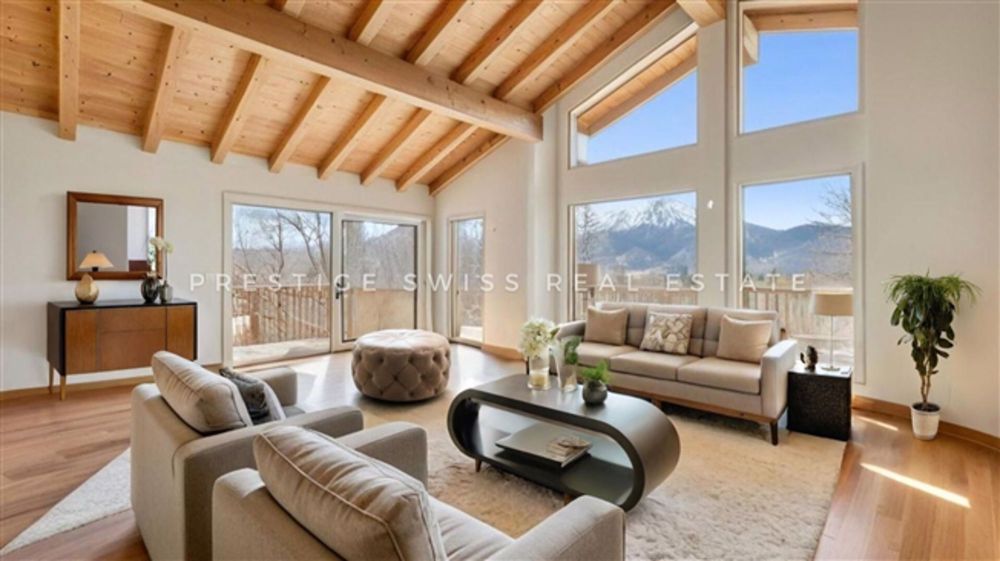 Neue Penthouse-Wohnung mit 31/2 Zimmern mit Panoramablick in der Hauptresidenz - Bild 2