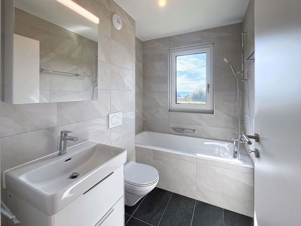 Jardin privatif de 163m2 - SALLE DE BAINS EN SUITE
