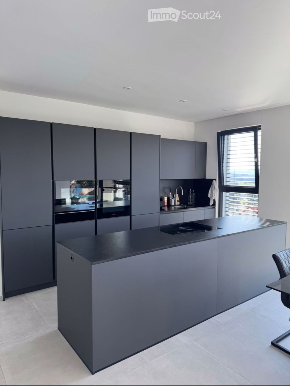 Exklusive 5.5-Zimmer-Wohnung (180 m²) mit Alpenpanorama, Kamin & Doppelgarage in Egerkingen - Bild 5