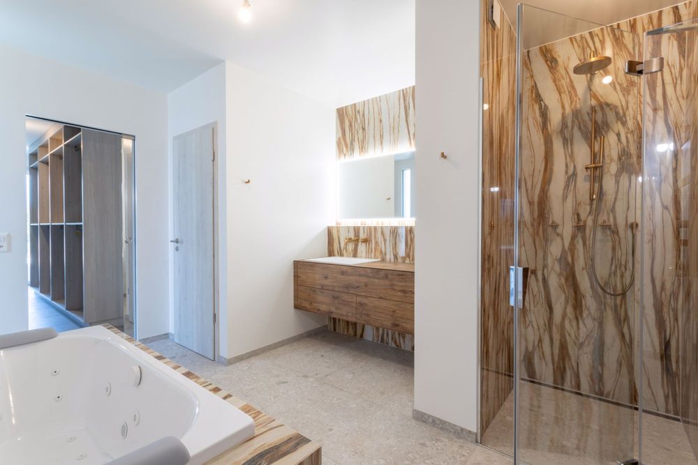 Appartement der Extraklasse zwischen Natur und zeitgenössischer Eleganz - Bild 6