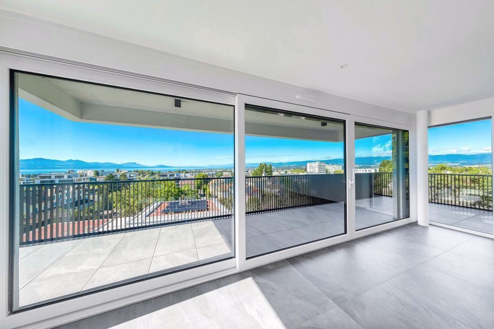 Prächtige 4-Zimmer-Dachgeschosswohnung mit Panoramablick in Prilly - Bild 2