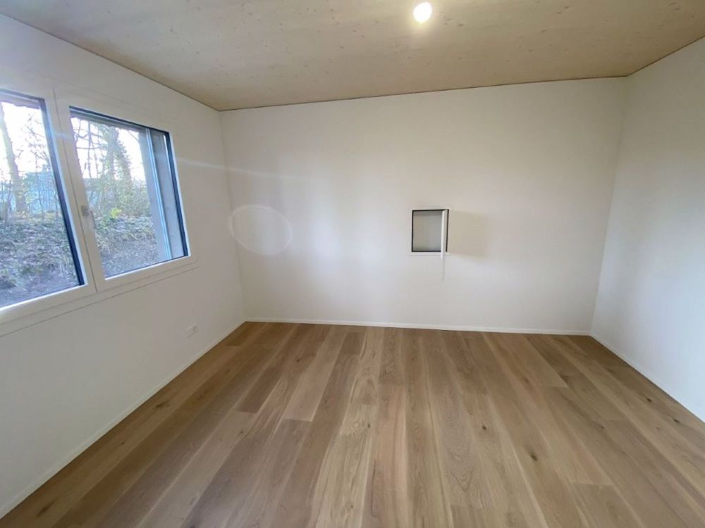 Neu Erstbezug 5.5 Einfamilenhaus mit Garten rund ums Haus - Bild 13