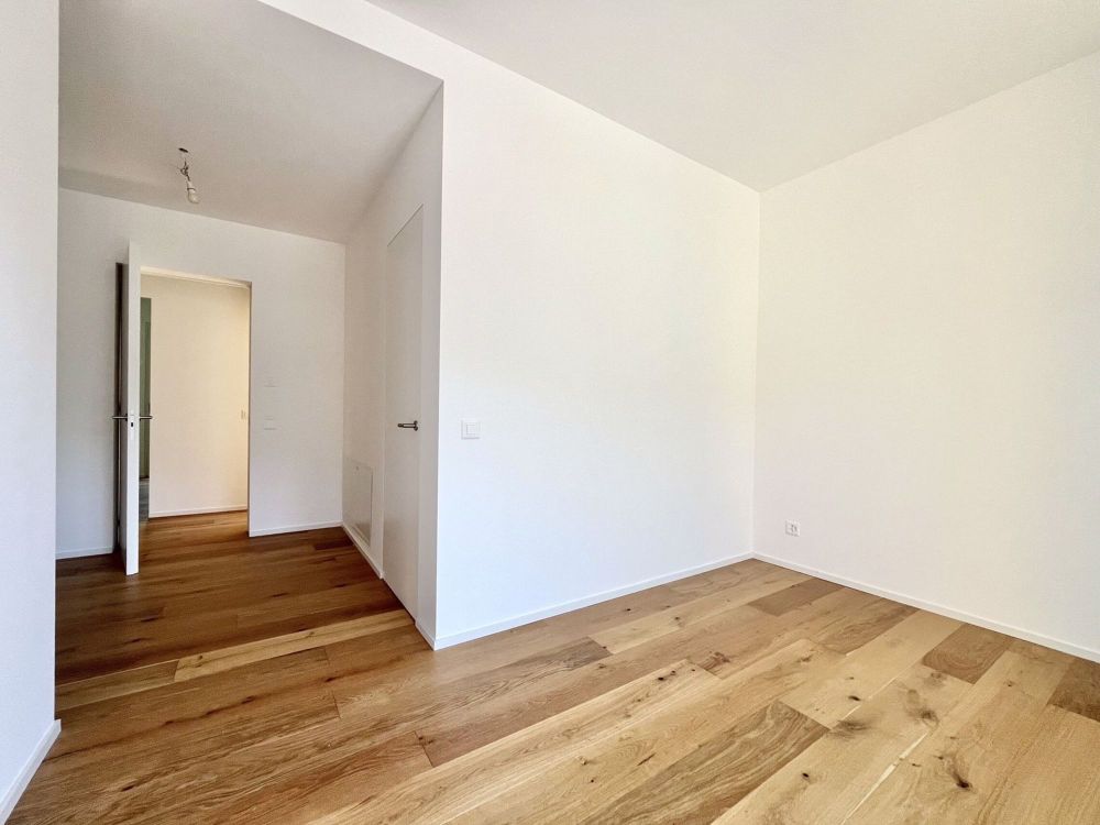 Dachwohnung 4.5 Zimmer mit Terrassen und Seeblick in Brusino Arsizio - Bild 4