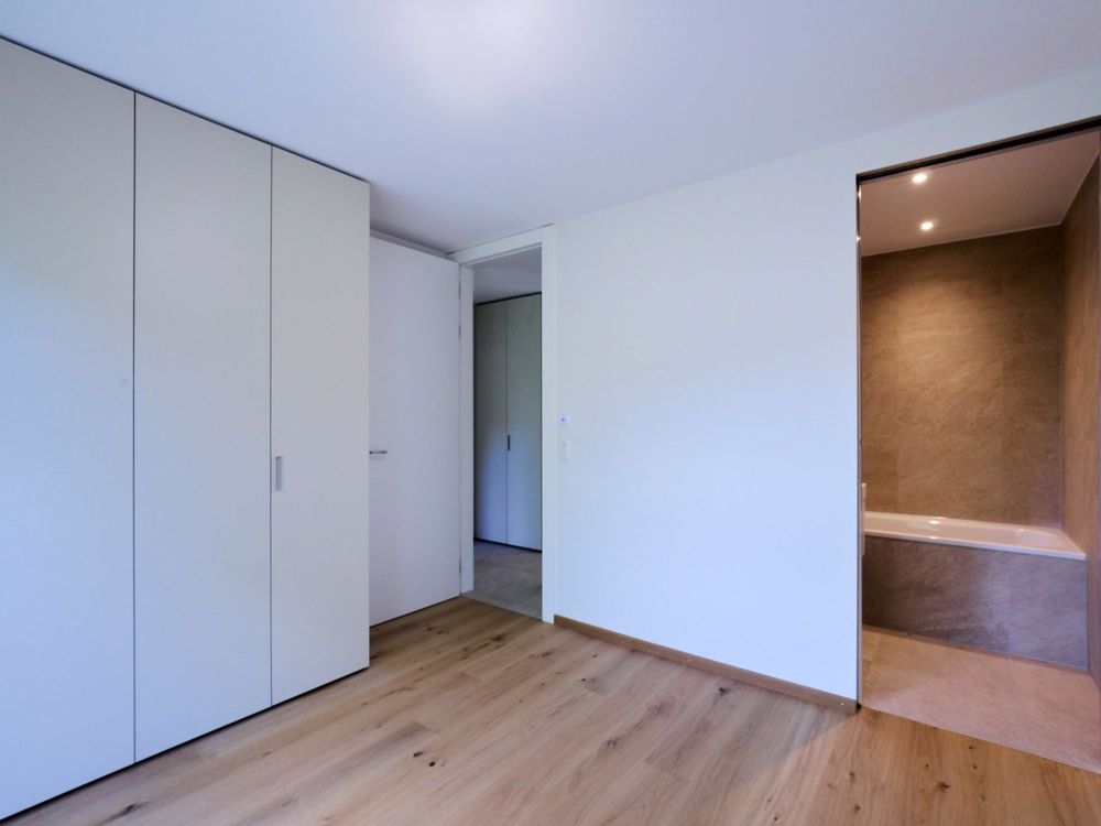 Prächtige 5-Zimmer-Wohnung im Erdgeschoss mit Garten - Bild 5