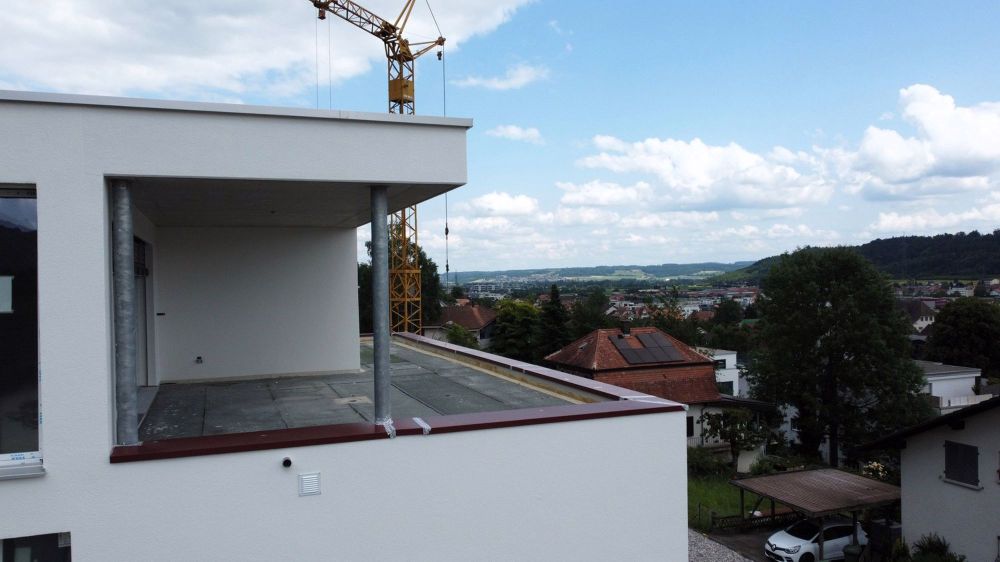 Hochklassige Triplex-Doppelhaushälfte mit Terrasse und Garage - Bild 8