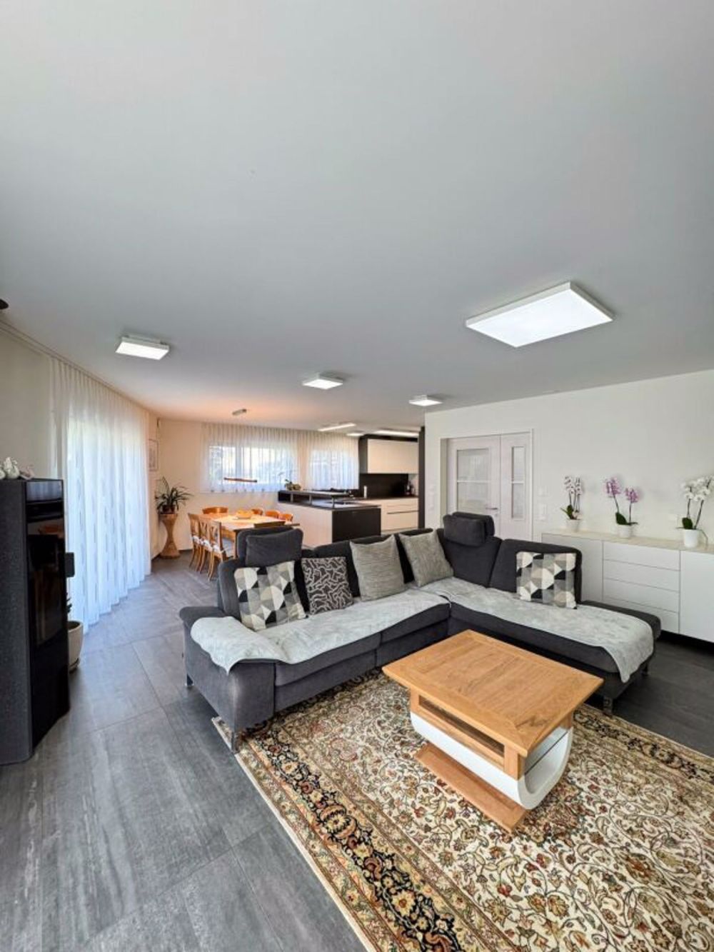 Modernes Einfamilienhaus an fantastischer Lage - Wohn- & Esszimmer