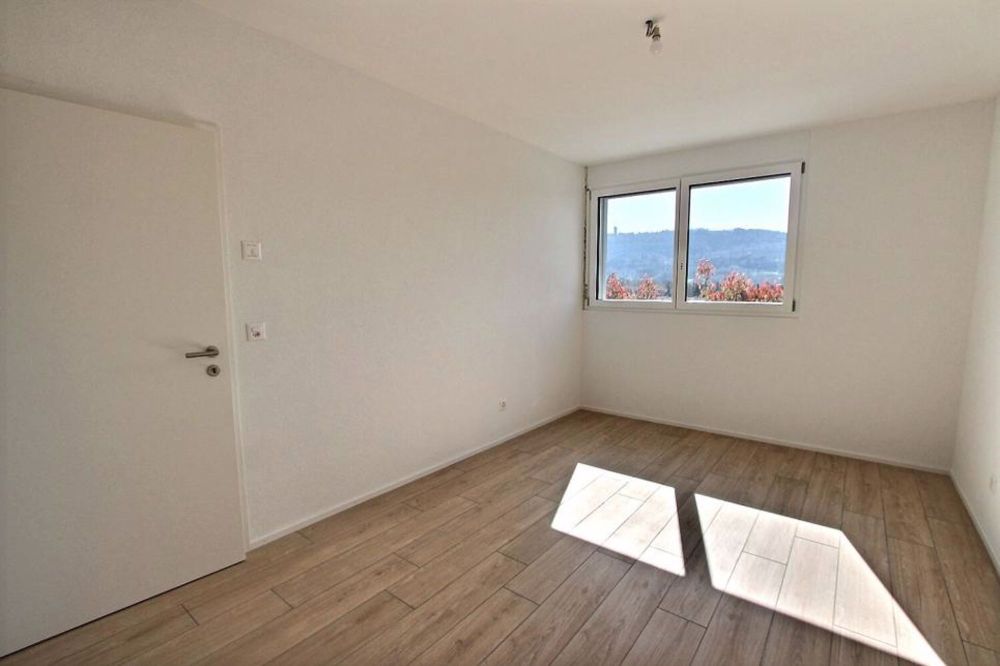 Logement neuf avec belle terrasse - Bild 5