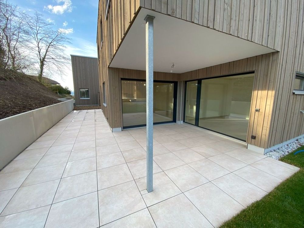 Neu Erstbezug 5.5 Einfamilenhaus mit Garten rund ums Haus - Bild 4