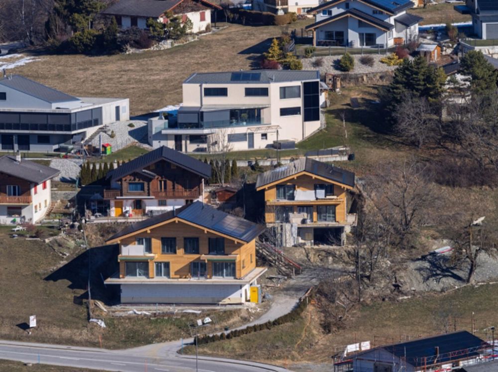 Un havre contemporain face aux Alpes - Chalet neuf 5 chambres à Lens - Bild 8