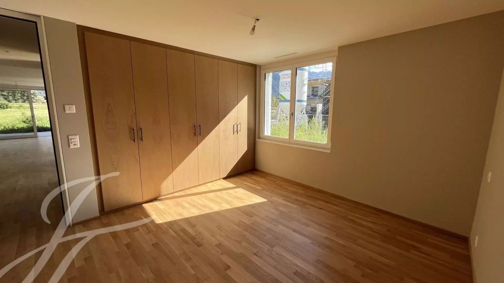 3.5 pièces neuf, avec terrasse, jardin, et parking - Bild 10