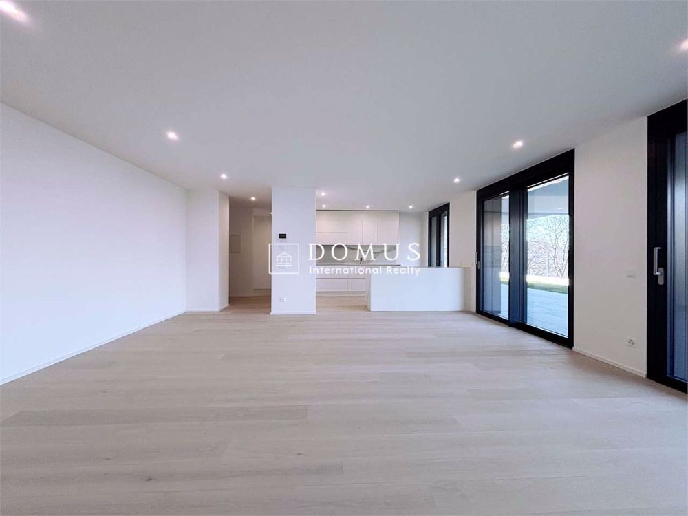 Neu 4.5 mit Garten und Seeblick - Bild 5