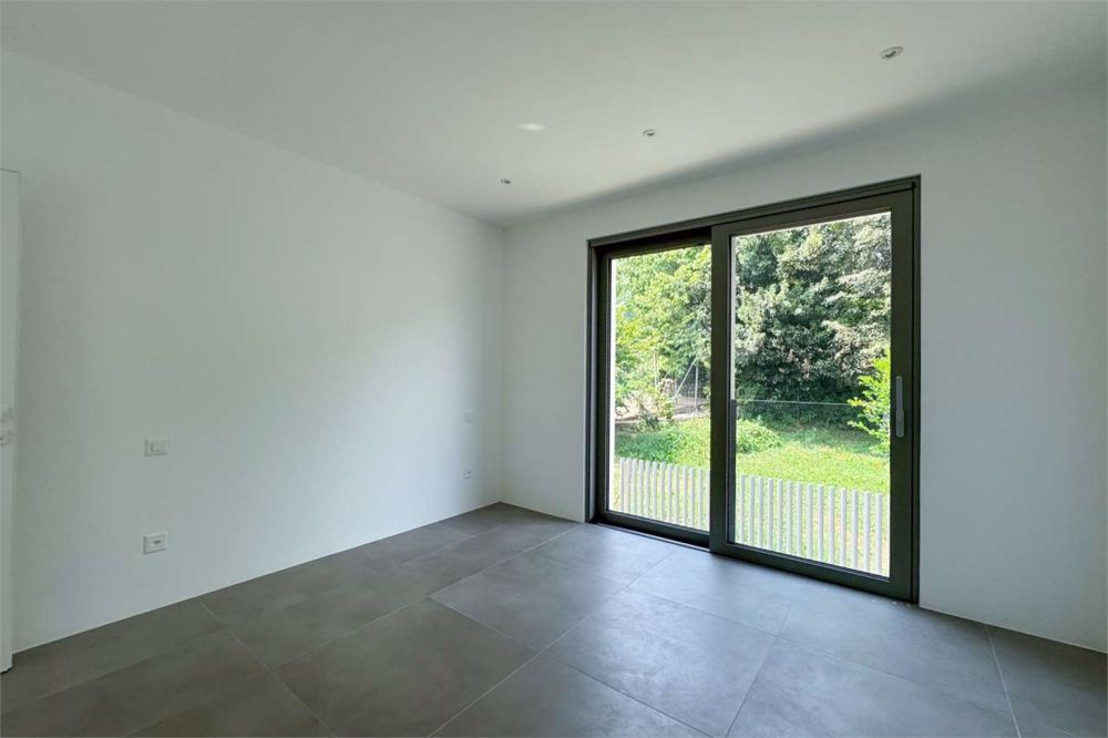 Villa Moderna con Piscina e Giardino a Gravesano - Bild 6