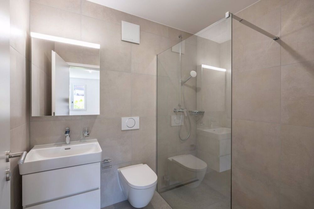 Exklusive 3.5 Zimmer Gartenwohnung - Bild 11