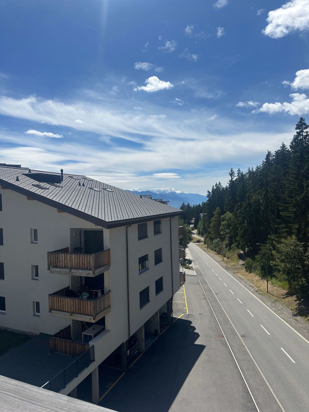 Zu verkaufen: Superbe 2,5 Zimmer-Wohnung in Crans-Montana, nur wenige Schritte von den Pisten entfernt - Bild 8