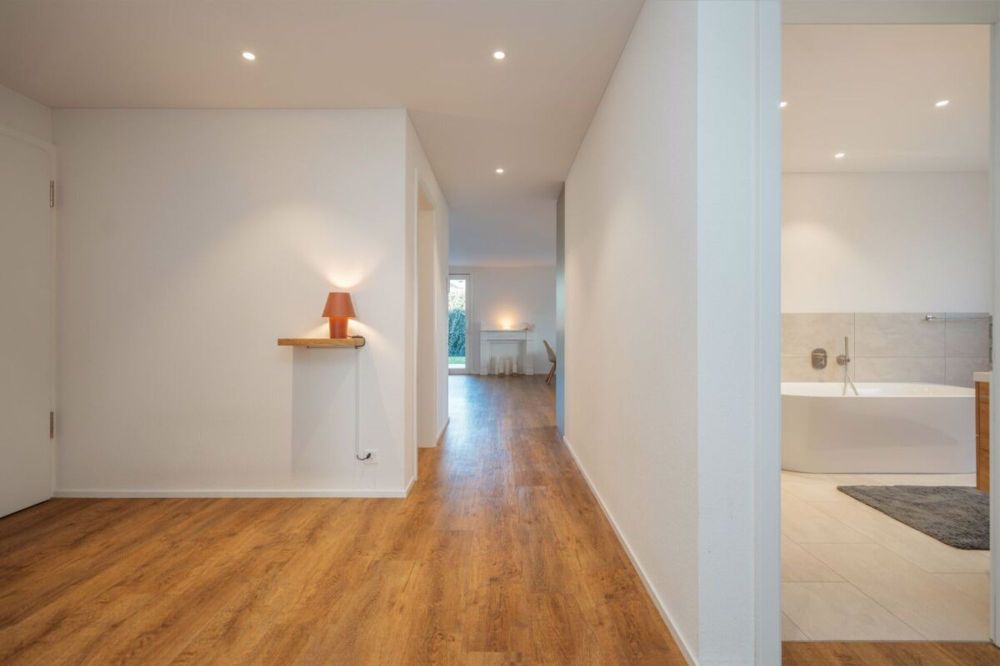 Neuwertige 3½-Zimmer Gartenwohnung mit viel Platz in Büttikon - Bild 3