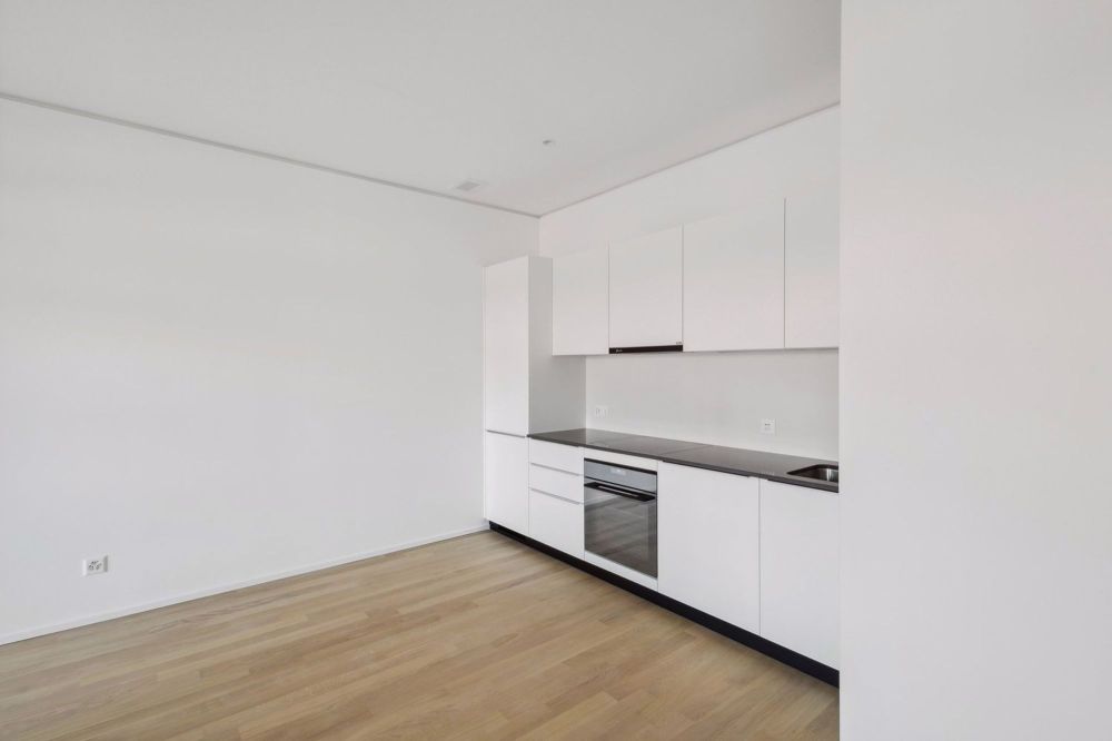 Helles und modernes Einzimmerapartment mit großer Besuchermöglichkeit - Küche