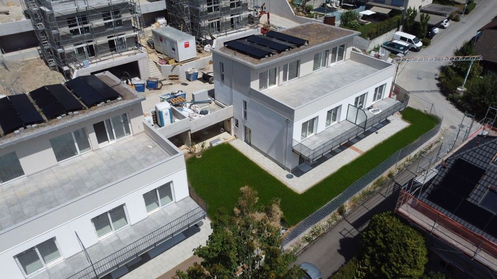 Eleganz trifft Natur: Modernes 5.5-Zimmer-Familien-Doppelhaus im Grünen - Bild 11