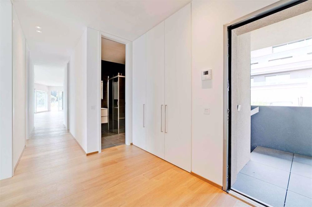 Attico dominante con vista lago a Carona - Bild 10