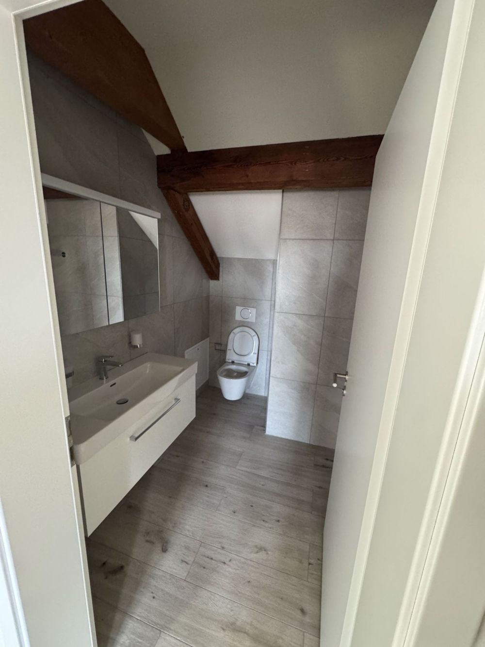 3.5 -Zimmer-Dachwohnung Erstvermietung nach Dachausbau - Bild 11