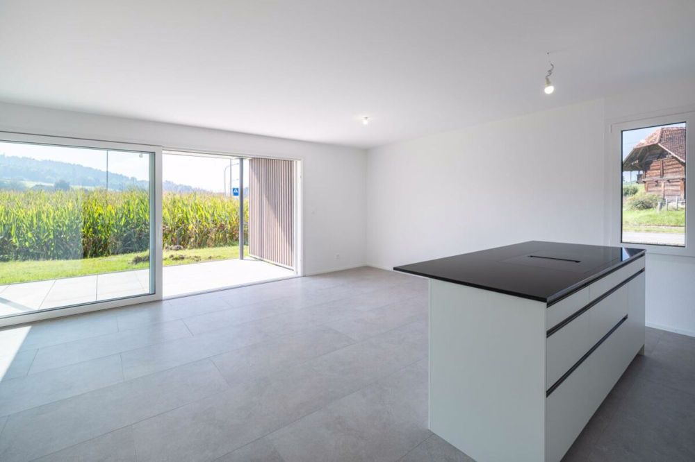 Exklusive 3.5 Zimmer Gartenwohnung - Bild 3