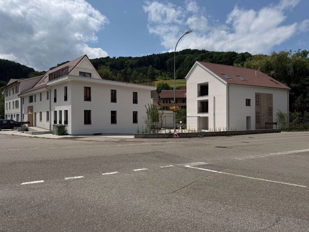 Stilvolles Wohnen trifft Komfort in naturnaher Umgebung - Bild 1