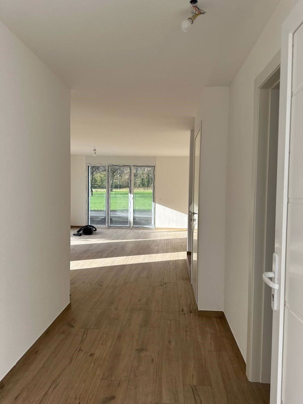 Moderne Einfamilienhaus in Cresciano - Image 10