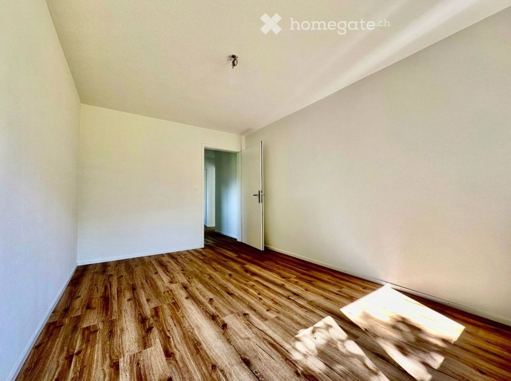 Mitten im Zentrum – erhöht gelegen, mit Seesicht, Weitblick und komplett neu saniert. - Bild 10