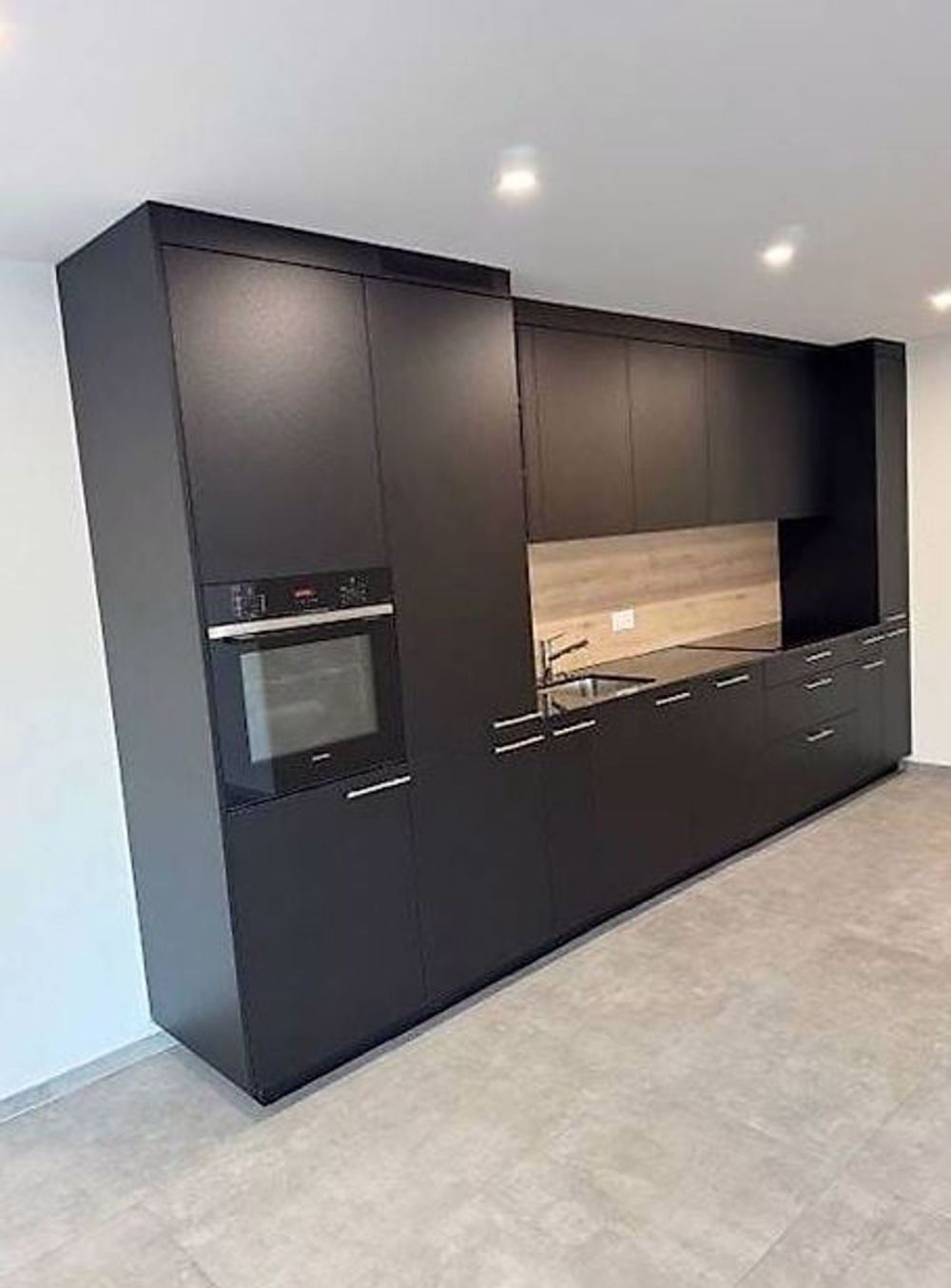 Neubau außerhalb des Marktes Gampelen - Bild 12