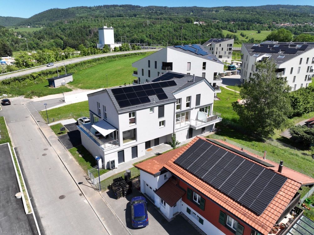 Wohnung mit 4,5 Zimmern, ruhige Umgebung - Bild 13