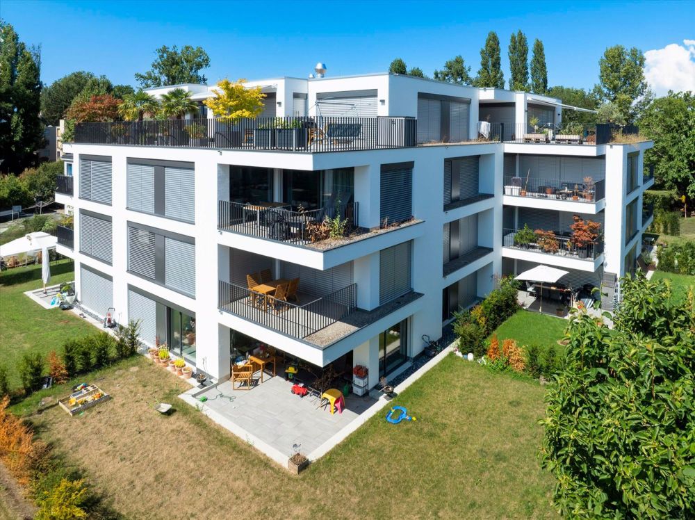 Helle und grosszügige Wohnung in Allschwil - Aussenansicht