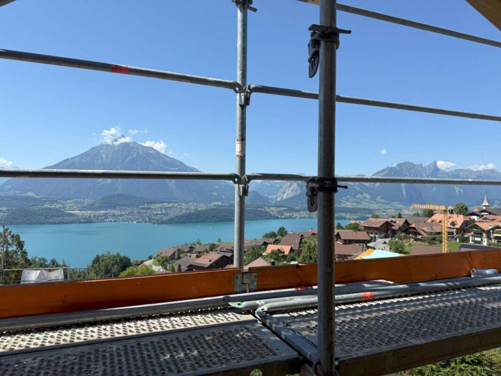 der Innenausbau und die attraktive Aussicht warten - Bild 5