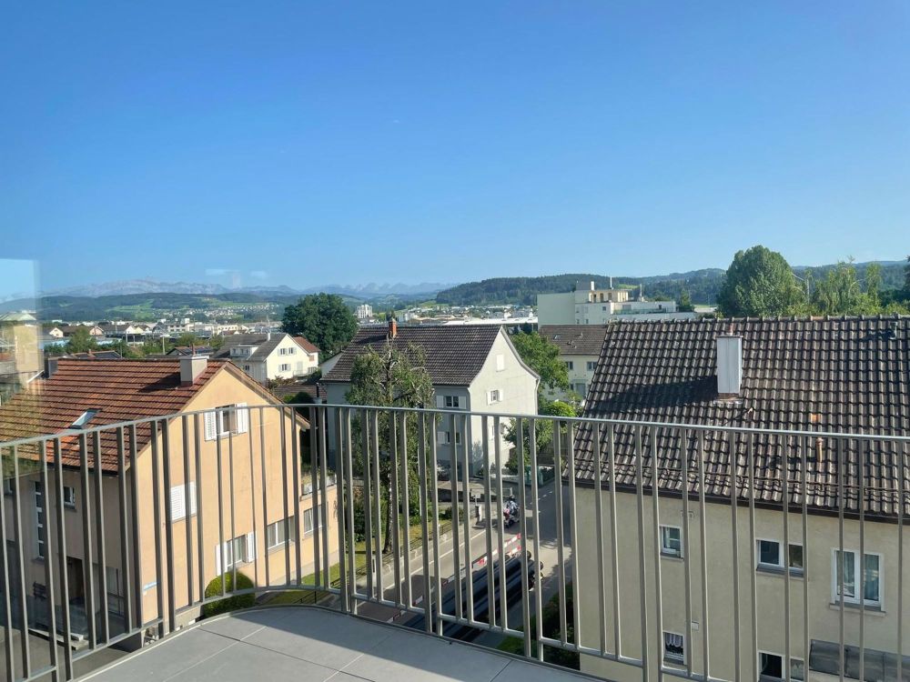 Moderne 4.5-Zimmer-Dachwohnung mit Balkon in Wil - Bild 9