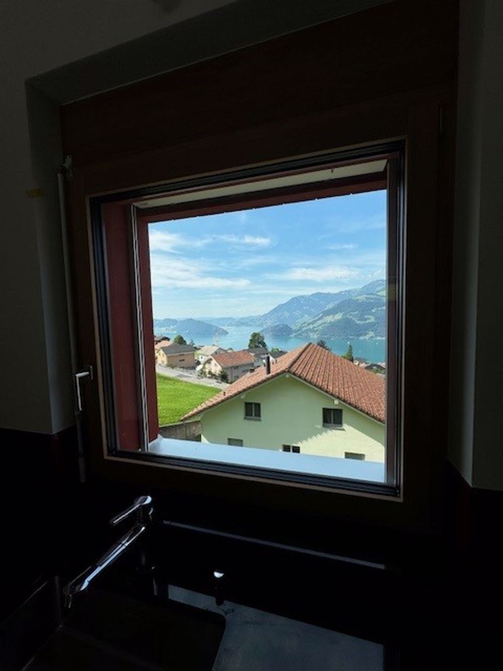 3½ -Zimmer Tiny Villa an schöner Aussichtslage mit unverbaubarer Seesicht - Bild 3