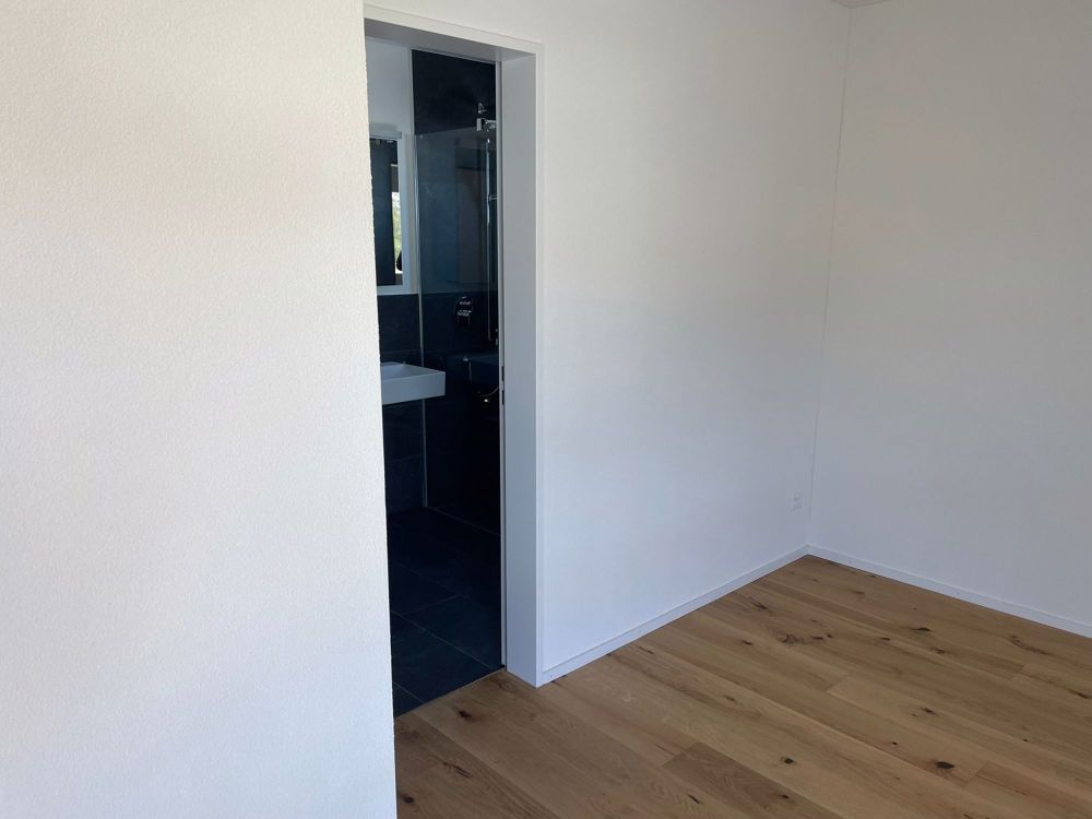 Neubau moderne 3.5 Zimmer Wohnung mit grosszügiger Terrasse - Bild 6