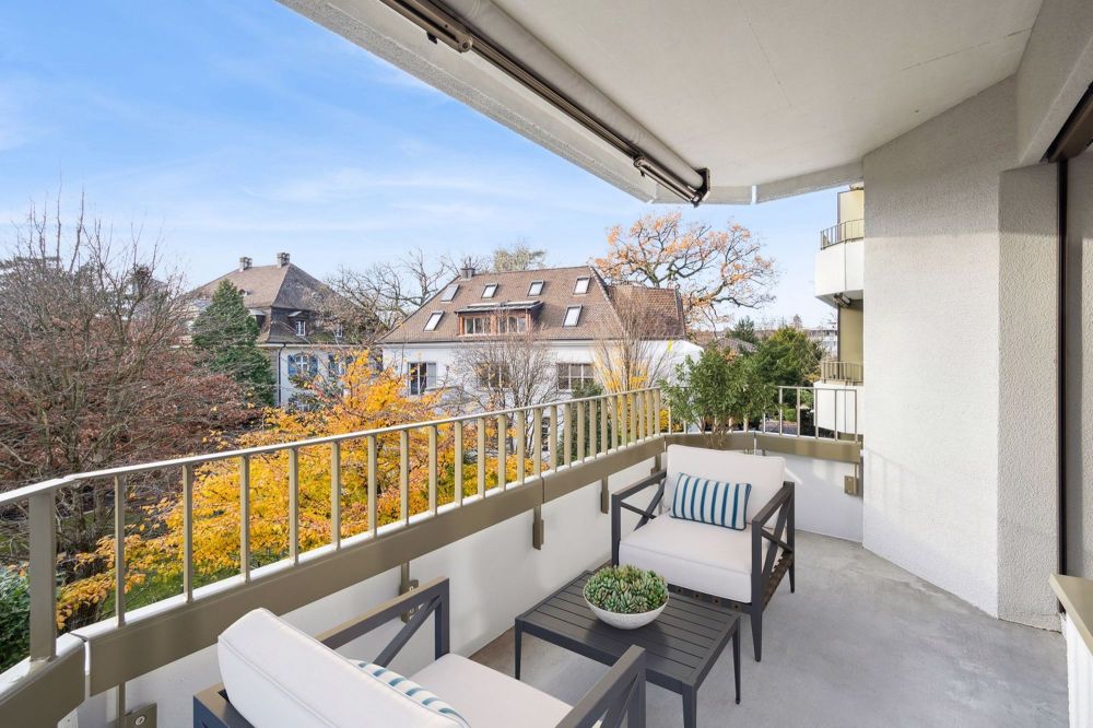 Erstbezug nach Sanierung: Grosszügige & lichtdurchflutete 3.5-Zimmerwohnung! - Bild 6