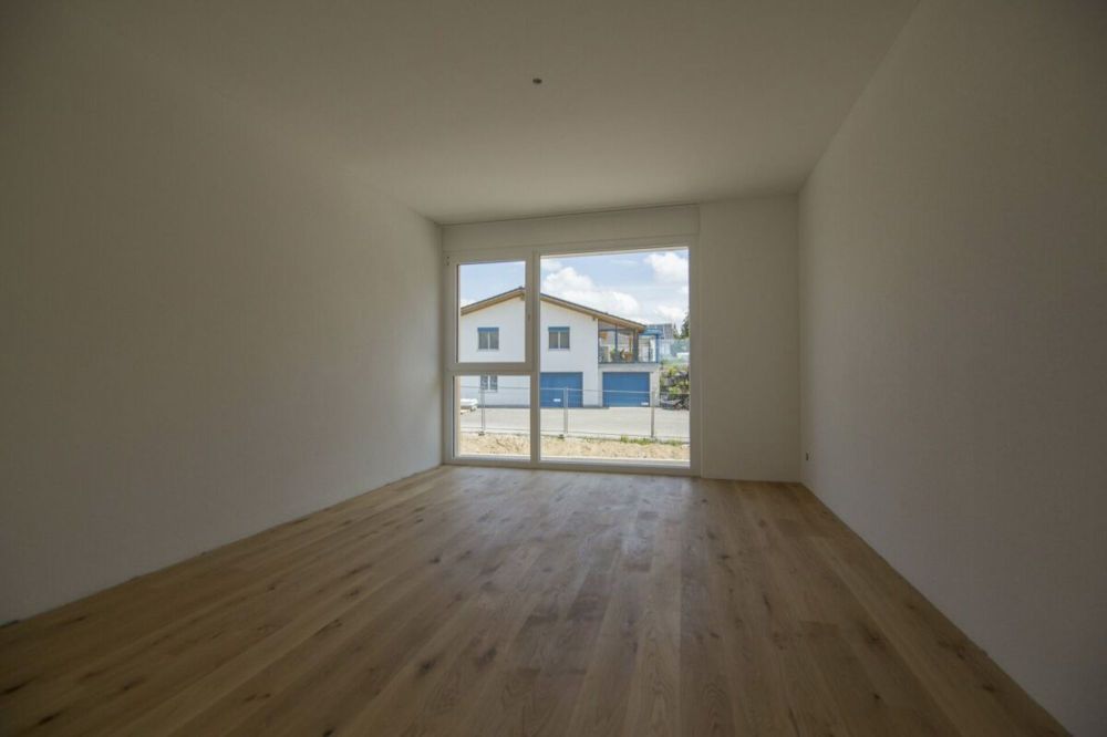 Neubau in St. Ursen - moderne 4.5-Zimmerwohnung mit grossem Balkon! - Bild 10