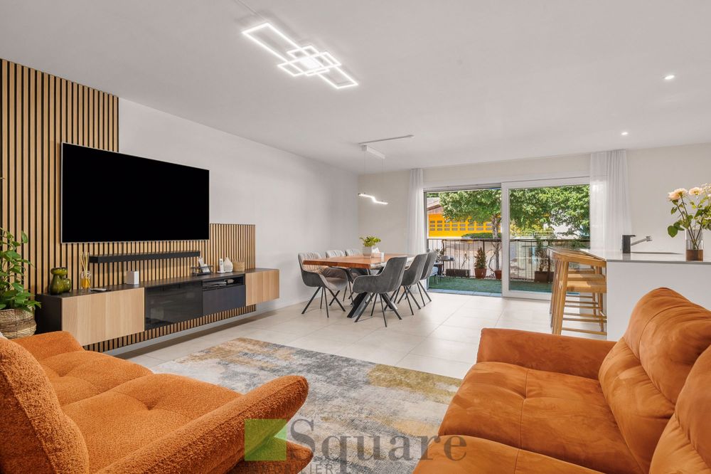 Wohnung mit 4,5 Zimmern und herrlicher Aussicht auf das Schloss - Bild 1