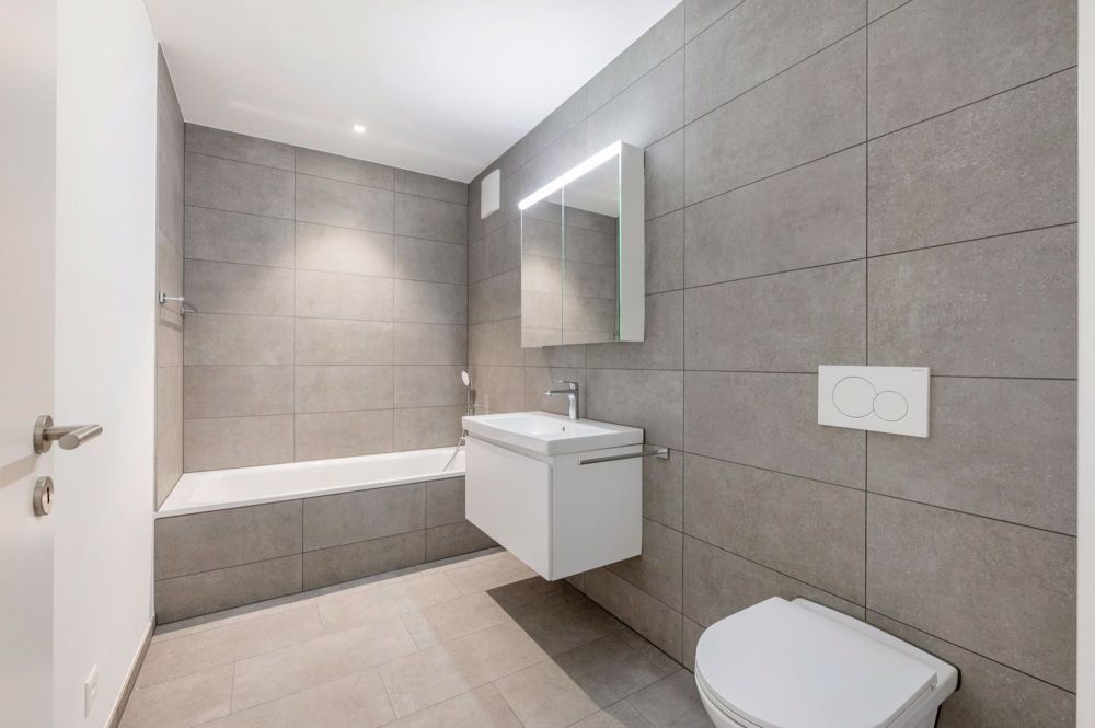 Letzte 4.5-Zimmer-Eigentumswohnung "Stöcklimatt" Frick - Badezimmer