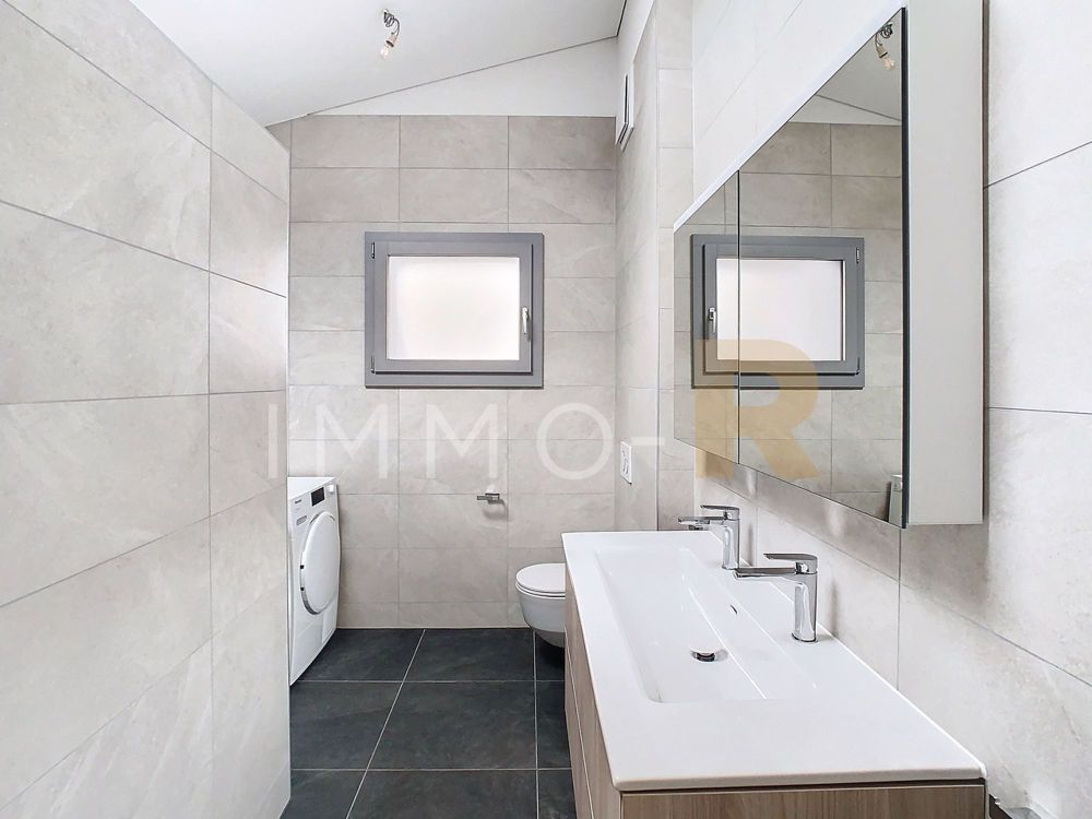 Schönes kleines Haus auf 2 Etagen mit Terrasse und Garten - Bild 8