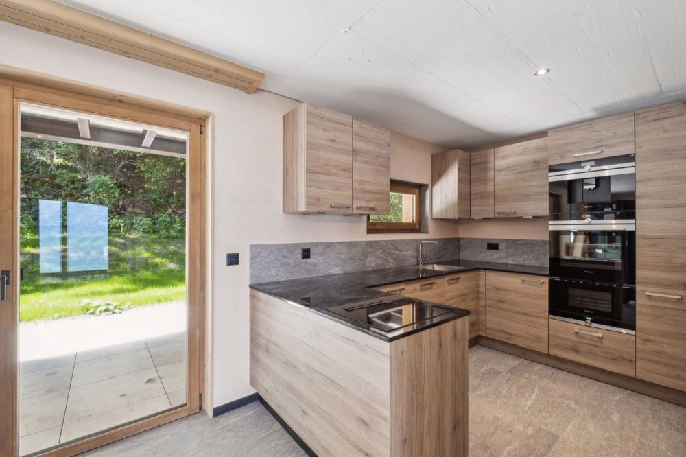 Superbe duplex neuf de standing - Cuisine app. témoin similaire terminé en standing + / Küche app. L1 abgeschlossen in Standing / Kitchen app. L1 finished to a high standard