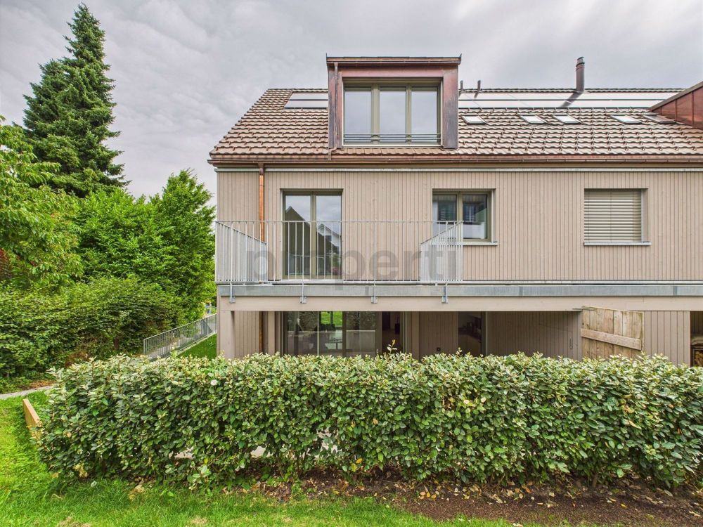 Modernes und nachhaltiges Reihenhaus mit Weitsicht in Horgen - Image 2