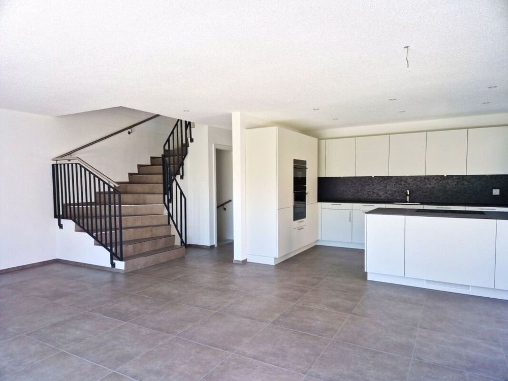 Topmoderne 5,5-Zimmer-Doppel-Einfamilienhäuser in Schwadernau BE - Bild 5