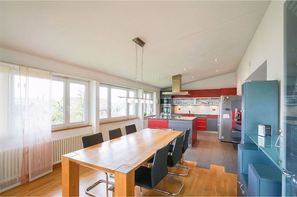 Zweifamilienhaus mit Studio und tollem Garten - Bild 6